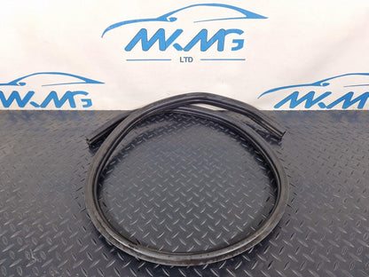 18-ON MERCEDES-BENZ SPRINTER W907 W910 RUBBER BONNET GASKET A9108871100