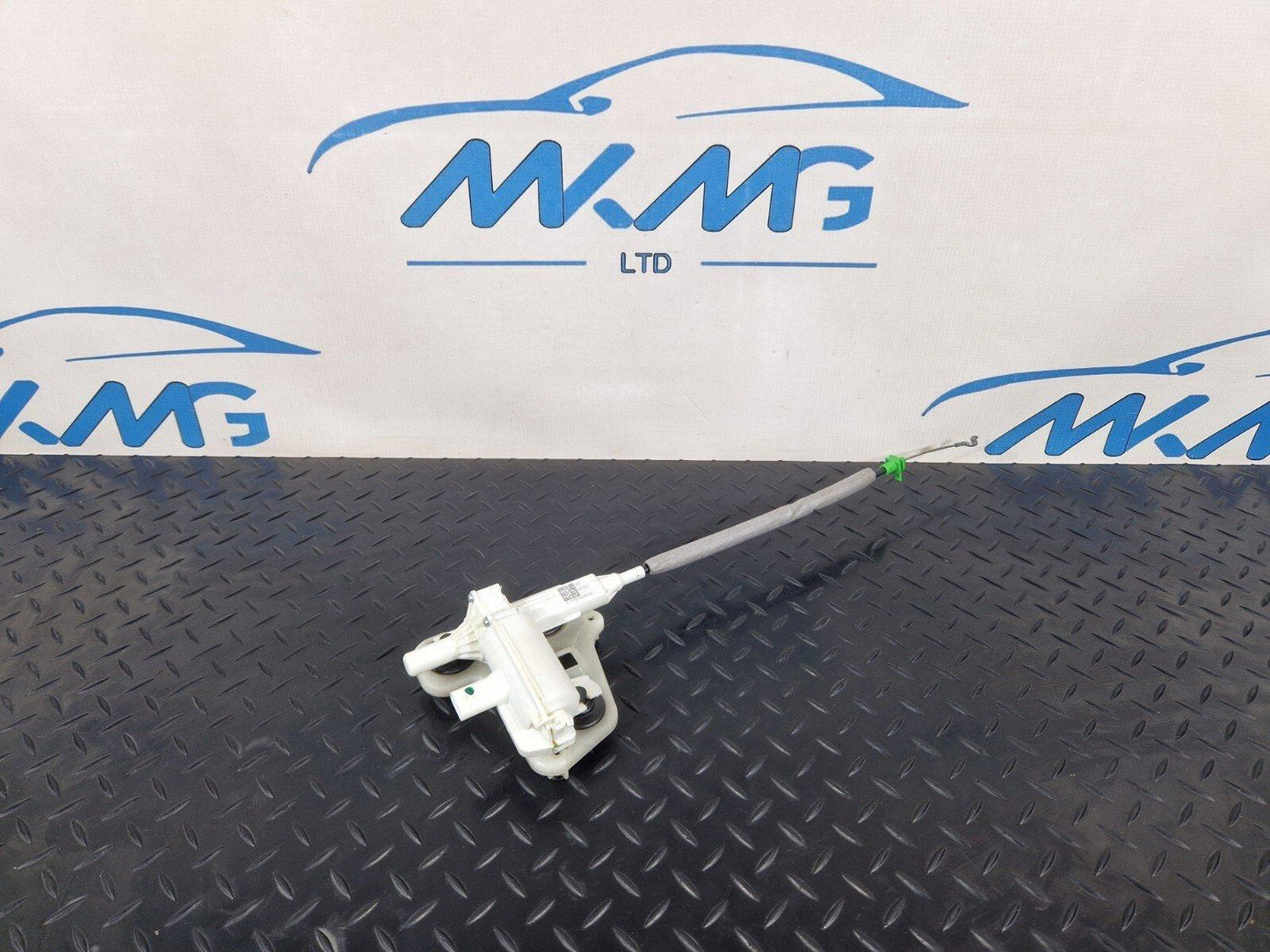 19-ON MERCEDES BENZ B CLASS W247 TAILGATE BOOT LOCK MOTOR ACTUATOR  A0999068600