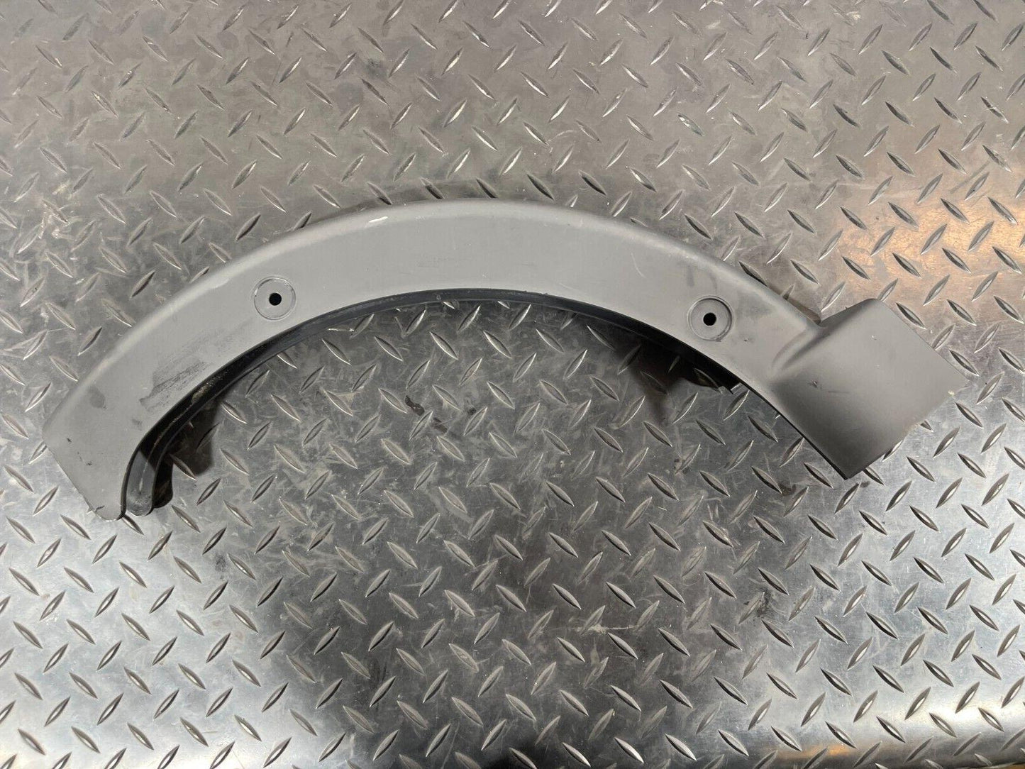 16-19 AUDI A4 B9 SALOON GENUINE BOOT LID RIGHT SIDE HINGE TRIM COVER 8W5971822