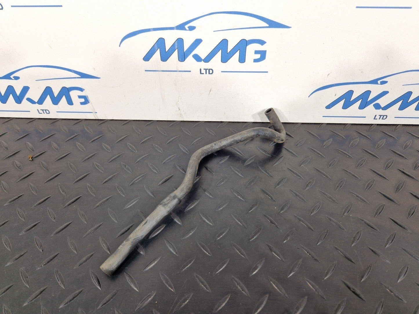 10-18 AUDI A7 4G S-LINE FRONT LEFT HEADLIGHT VENT HOSE 4G8941717B