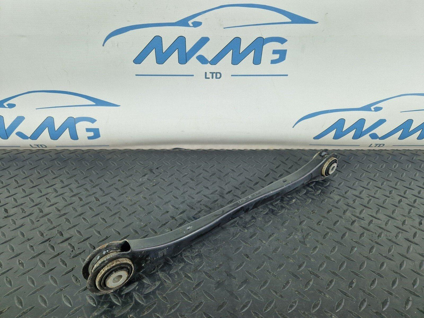 16-19 AUDI A4 B9 GENUINE REAR LEFT N/S TRAILING CONTROL ARM 8W0501529D