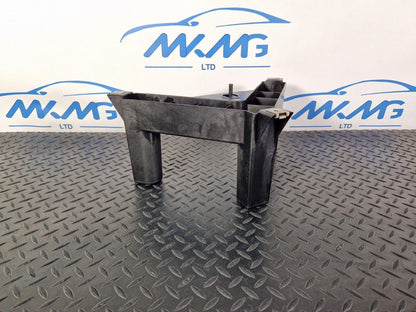 18-ON MERCEDES BENZ A CLASS W177 GENUINE MOUNT BRACKET A1776827500