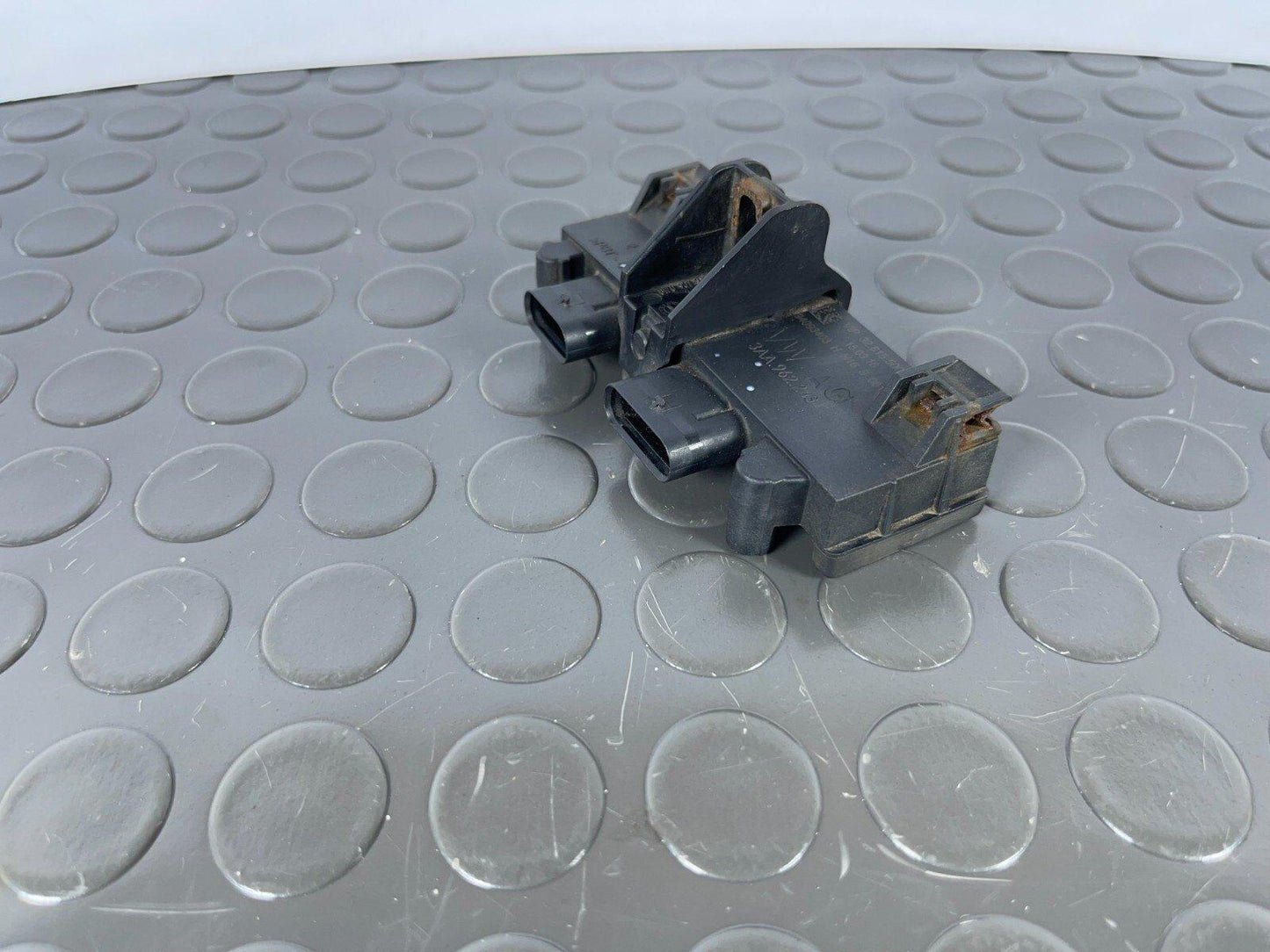 16-19 AUDI A4 B9 ESTATE GENUINE BOOTLID CONTROL MODULE 3AA962243F