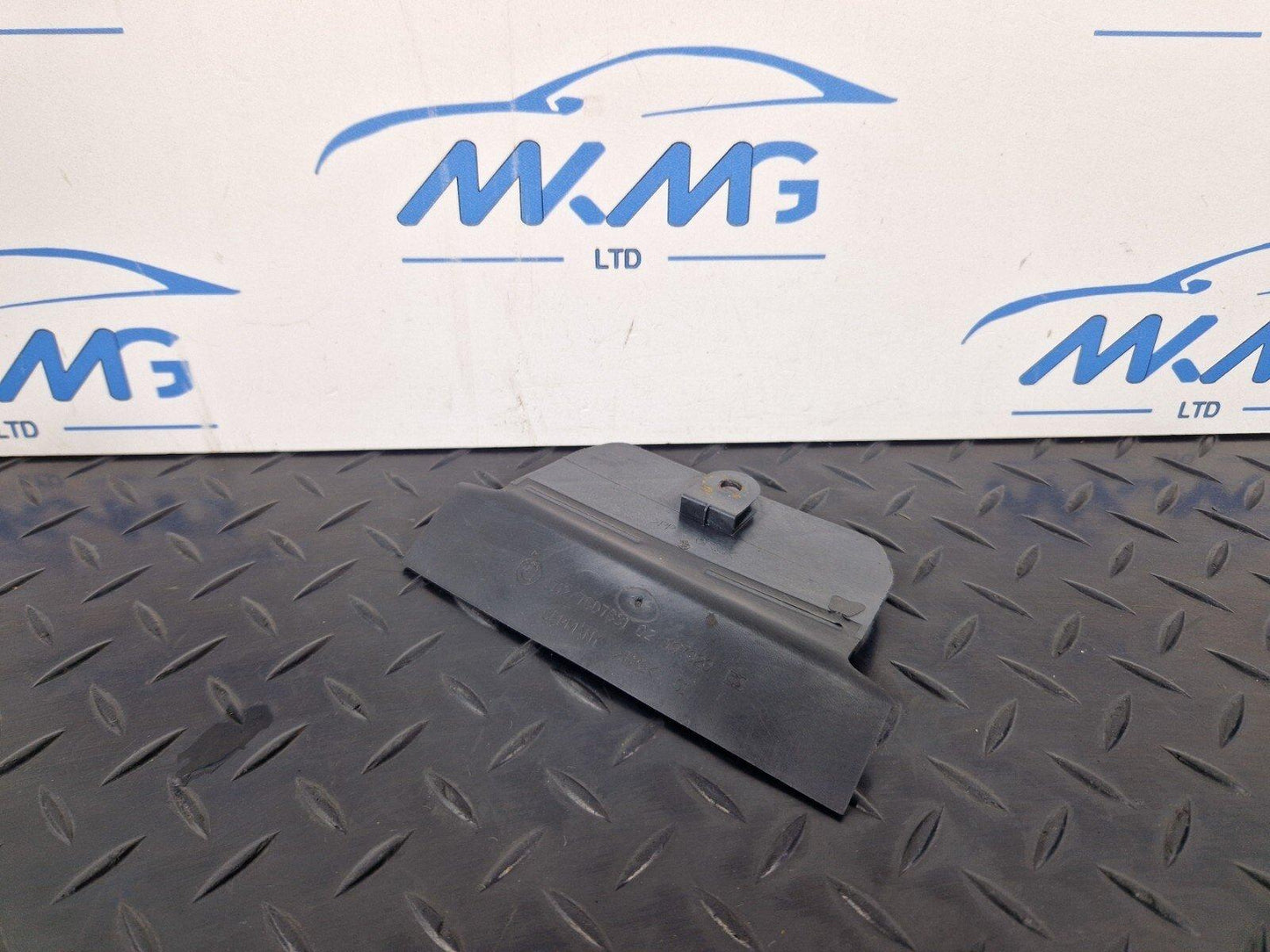 11-18 BMW 6 SERIES F06 RADIATOR CLIP RAD RUBBER MOUNT 7607831
