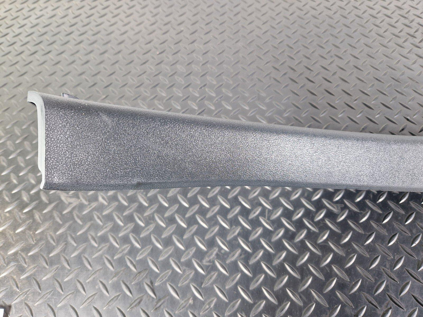 10-18 AUDI A7 4G S-LINE REAR RIGHT OSR C PILLAR LOWER SILL TRIM COVER 4G8867768A