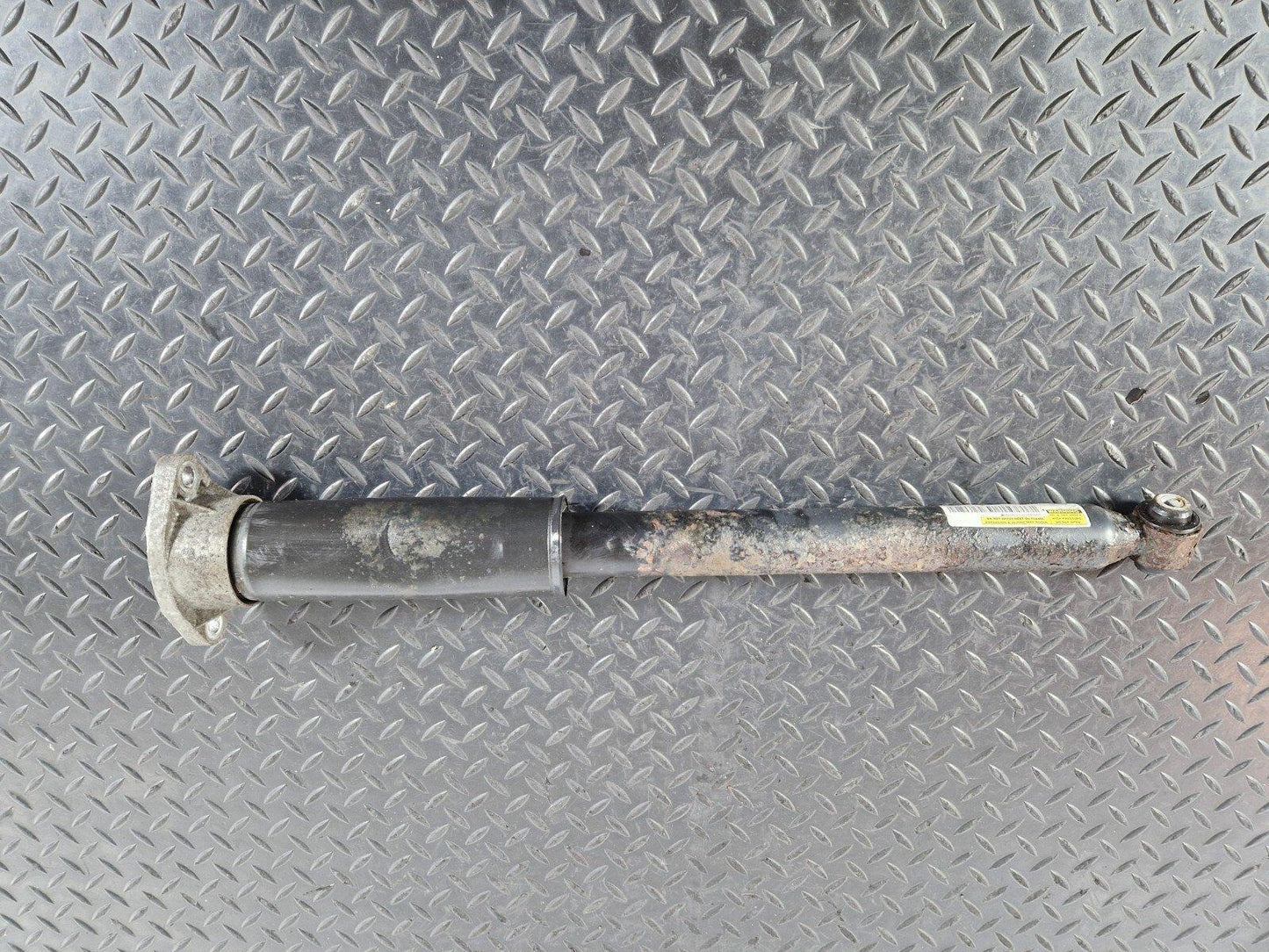 14-21 MERCEDES BENZ W205 REAR SHOCK ABSORBER FITS LEFT & RIGHT A2053207330