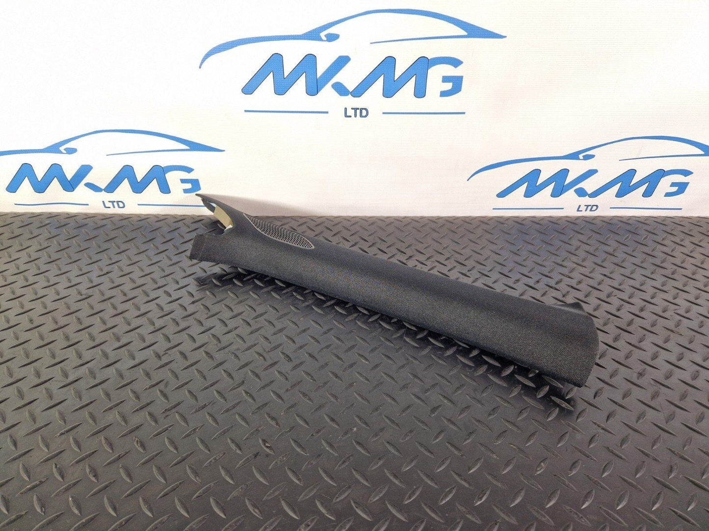 18-ON MERCEDES BENZ A CLASS W177 FRONT RIGHT O/S A-PILLAR TRIM COVER & SPEAKER
