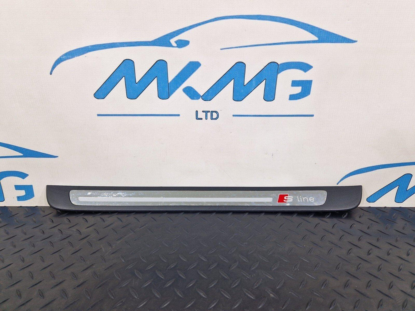 12-18 AUDI A6 C7 DOOR ENTRY SILL KICK PLATE COVER FRONT LEFT SIDE 4G0853373