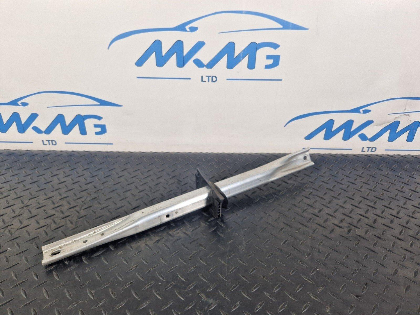 16-23 AUDI S5 COUPE GENUINE FRONT ENGINE COMPARTMENT STRUT BAR 8W0605646B
