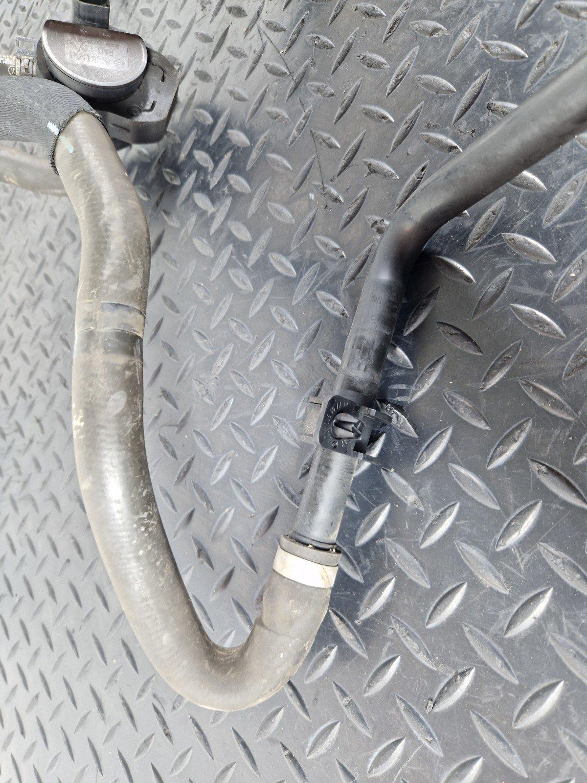11-19 MERCEDES BENZ ML W166 250.CDI WATER COOLING COOLANT HOSE PIPE A1668305196