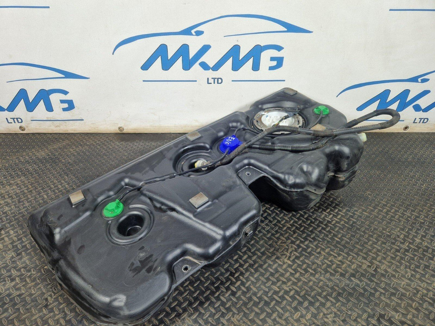 14-21 BMW 2 SERIES GRAN TOURER F45 F46 218i OEM FUEL TANK WITH PUMP 7482652