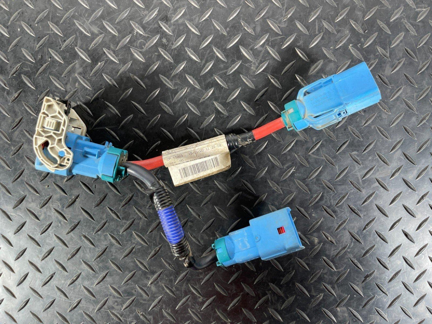 2019-ON LAND ROVER DISCOVERY L550 INLINE CABLE TO BATTERY BOX K8D214N166AD