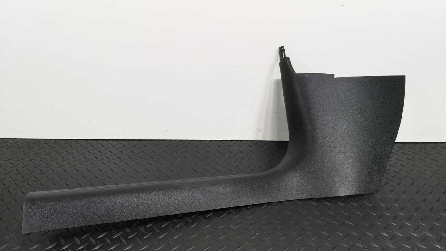 2013 AUDI A5 8T S-LINE SPORTBACK PILLAR TRIM LEFT PASSENGER SIDE 8K2867271D