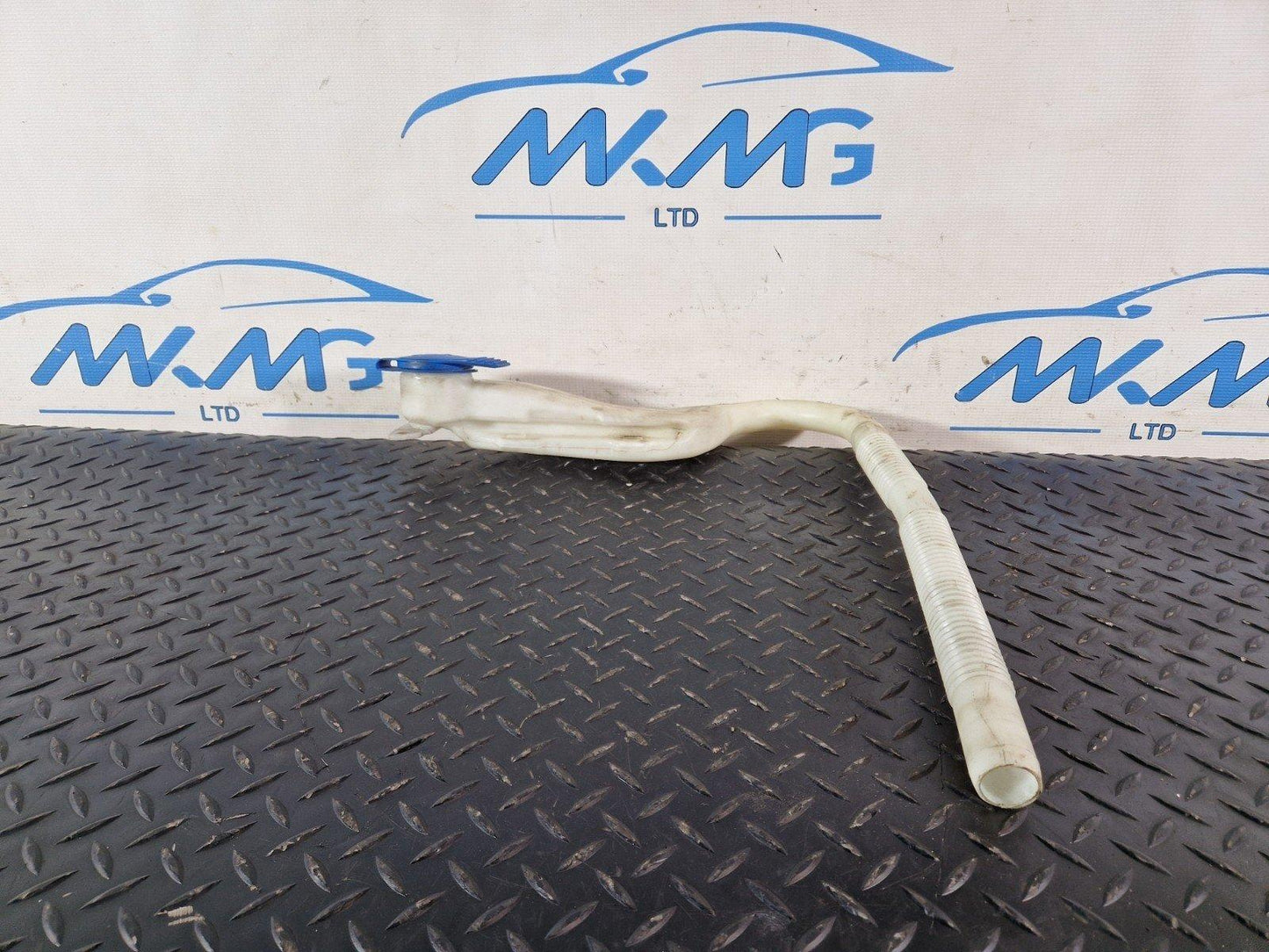 10-15 AUDI Q7 4L OEM WINDSHIELD WINDSCREEN WASHER RESERVOIR TANK 4L0955463A