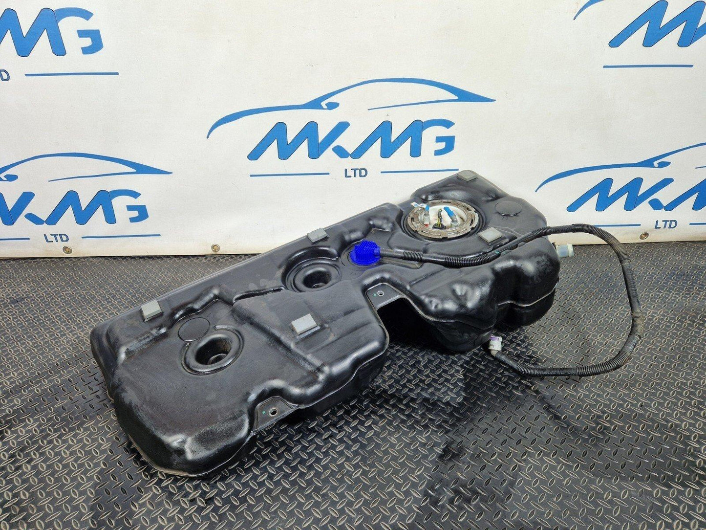 14-21 BMW 2 SERIES GRAN TOURER F45 F46 218D DIESEL FUEL TANK 7300382