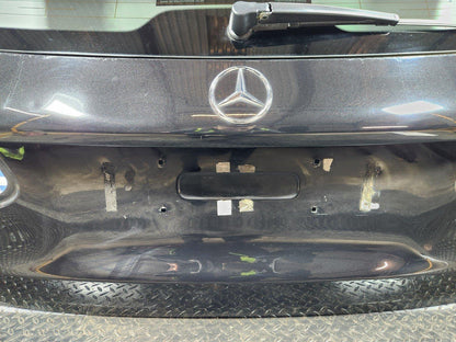 16-22 MERCEDES BENZ X253 REAR TAILGATE BOOTLID WITH GLASS IN OBSIDIAN BLACK 197