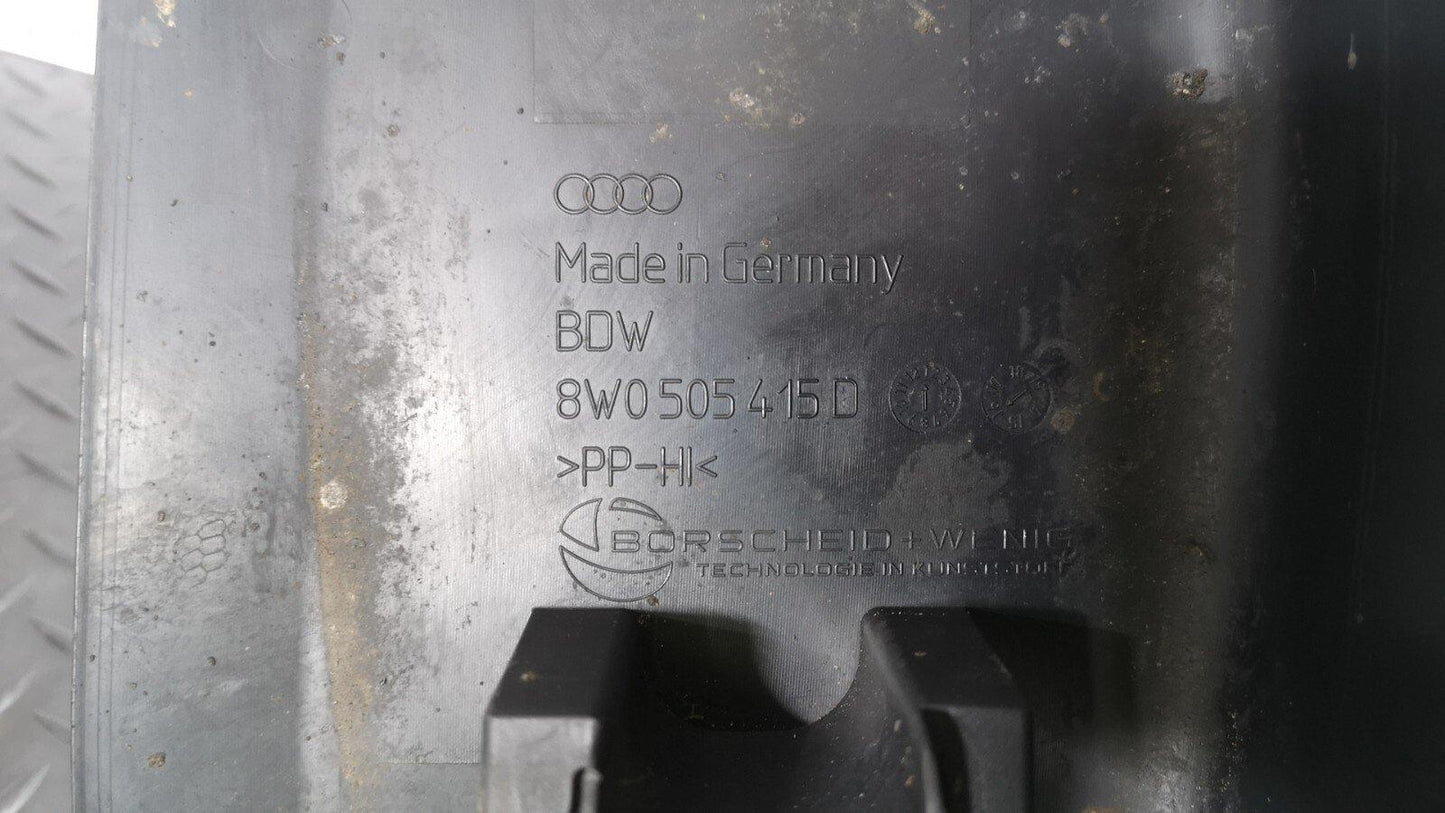 16-19 AUDI A4 B9 S-LINE SALOON 2.0TDI REAR LEFT SIDE CONTROL ARM COVER 8w0505415