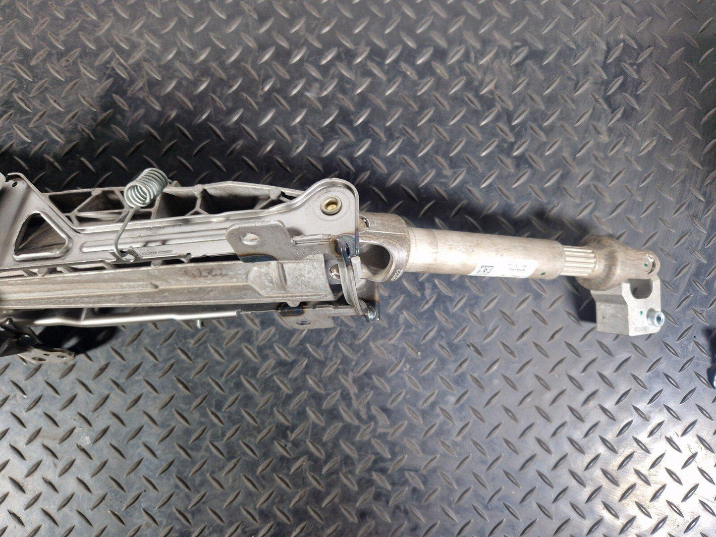 18-ON MERCEDES BENZ A CLASS W177 STEERING COLUMN & LOWER JOINT A2474602800