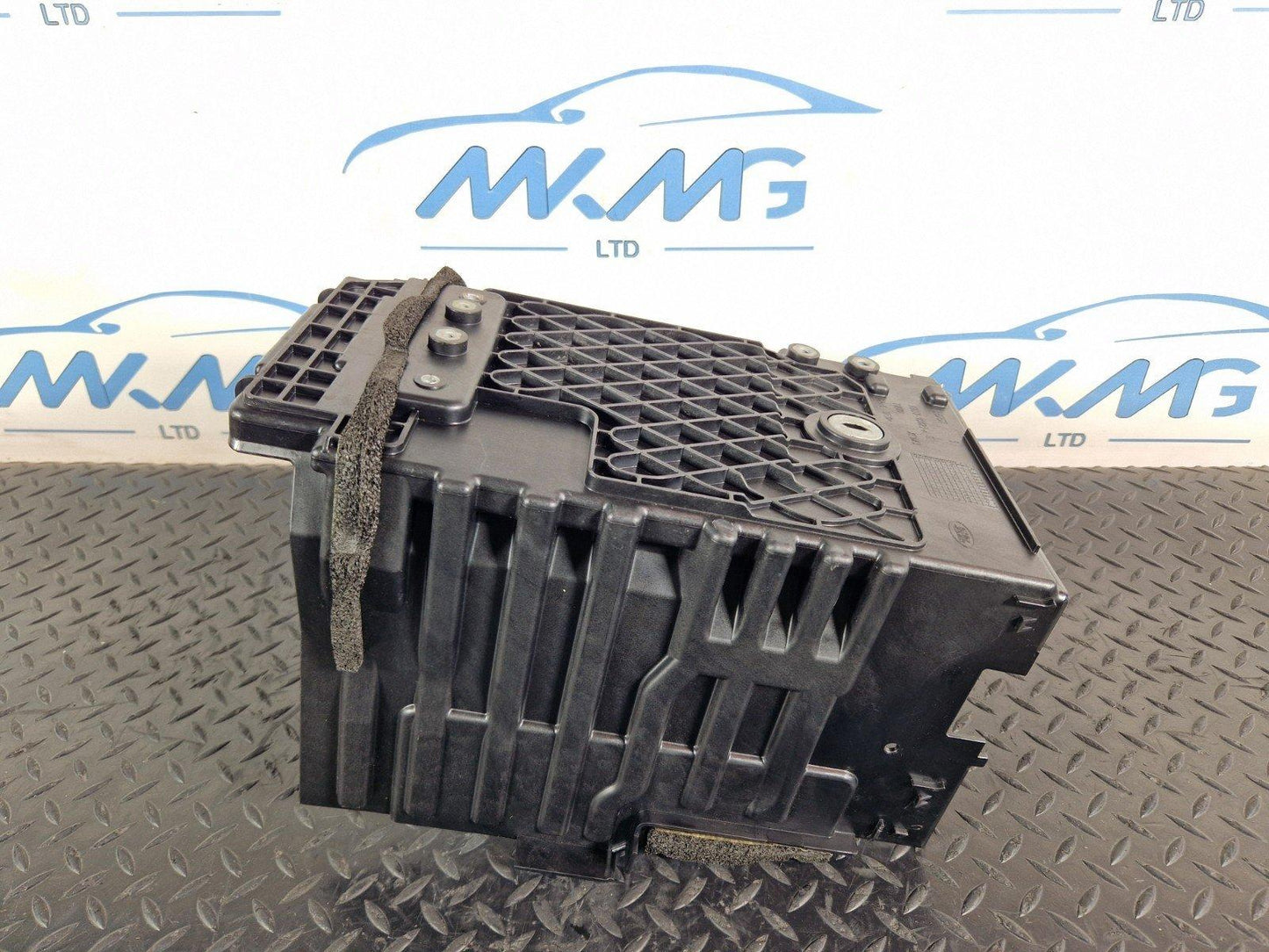 19-ON RANGE ROVER EVOQUE L551 BATTERY TRAY GENUINE K8D2-10723-AC