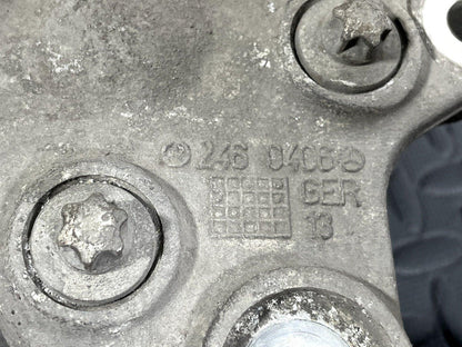 12-18 MERCEDES A B CLA W176 W246 C117 GENUINE REAR RIGHT SIDE WHEEL HUB A2460406