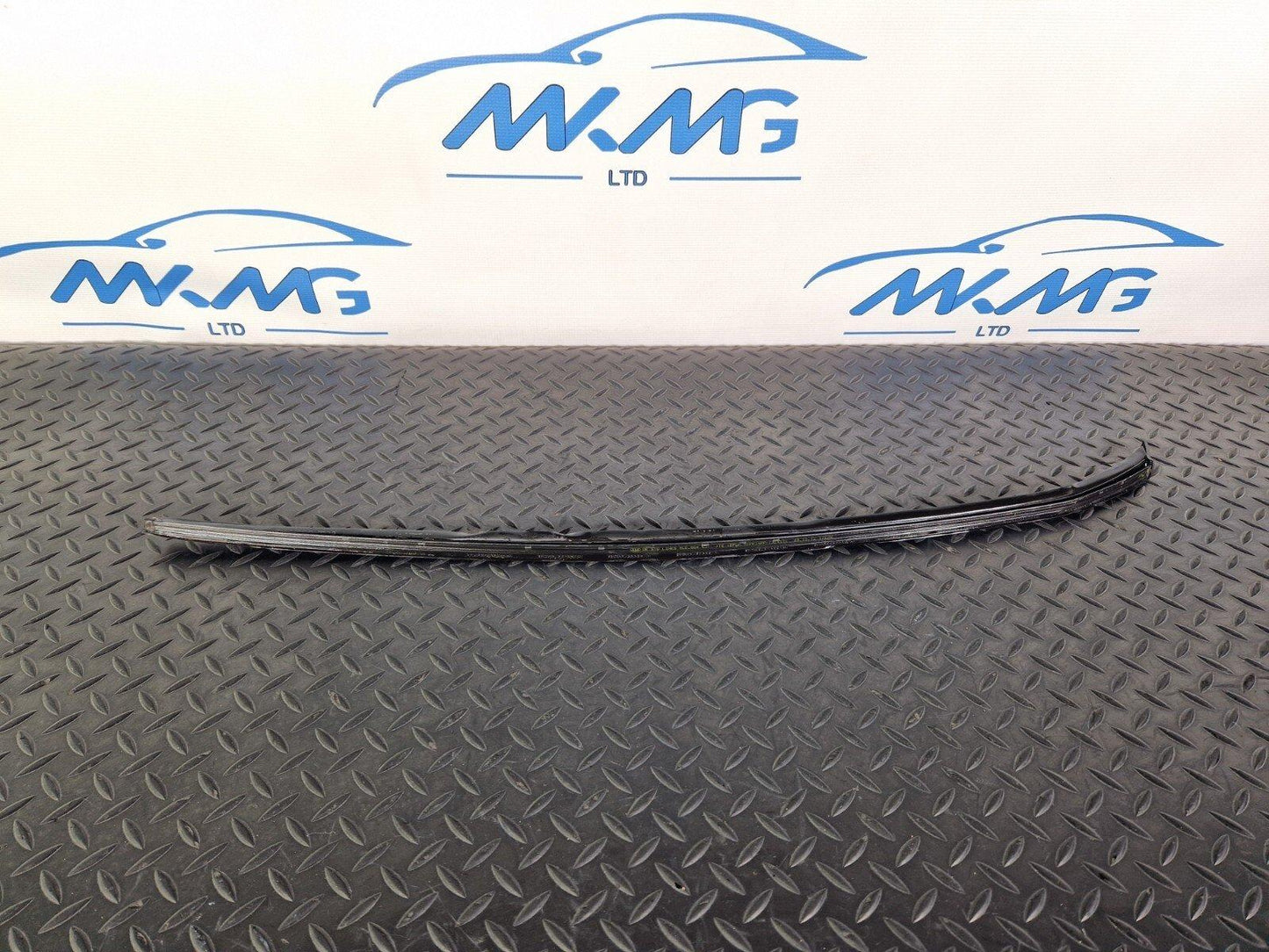 10-15 AUDI Q7 4L GENUINE OEM WINDSCREEN SIDE TRIM 4L0854327