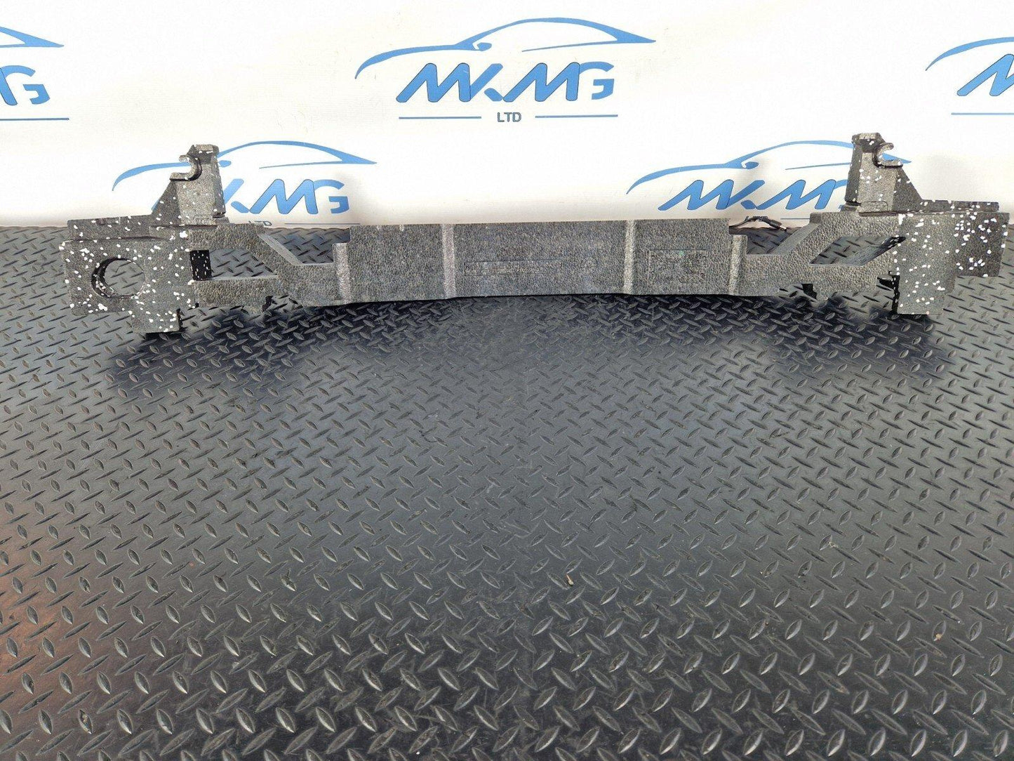 12-18 AUDI A6 C7 GENUINE FRONT BUMPER REINFORCEMENT ABSORBER FOAM 4G0807550Q