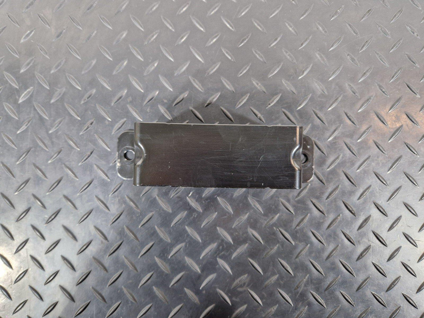 16-24 AUDI A5 F5 GENUINE BRACKET 8W7012100