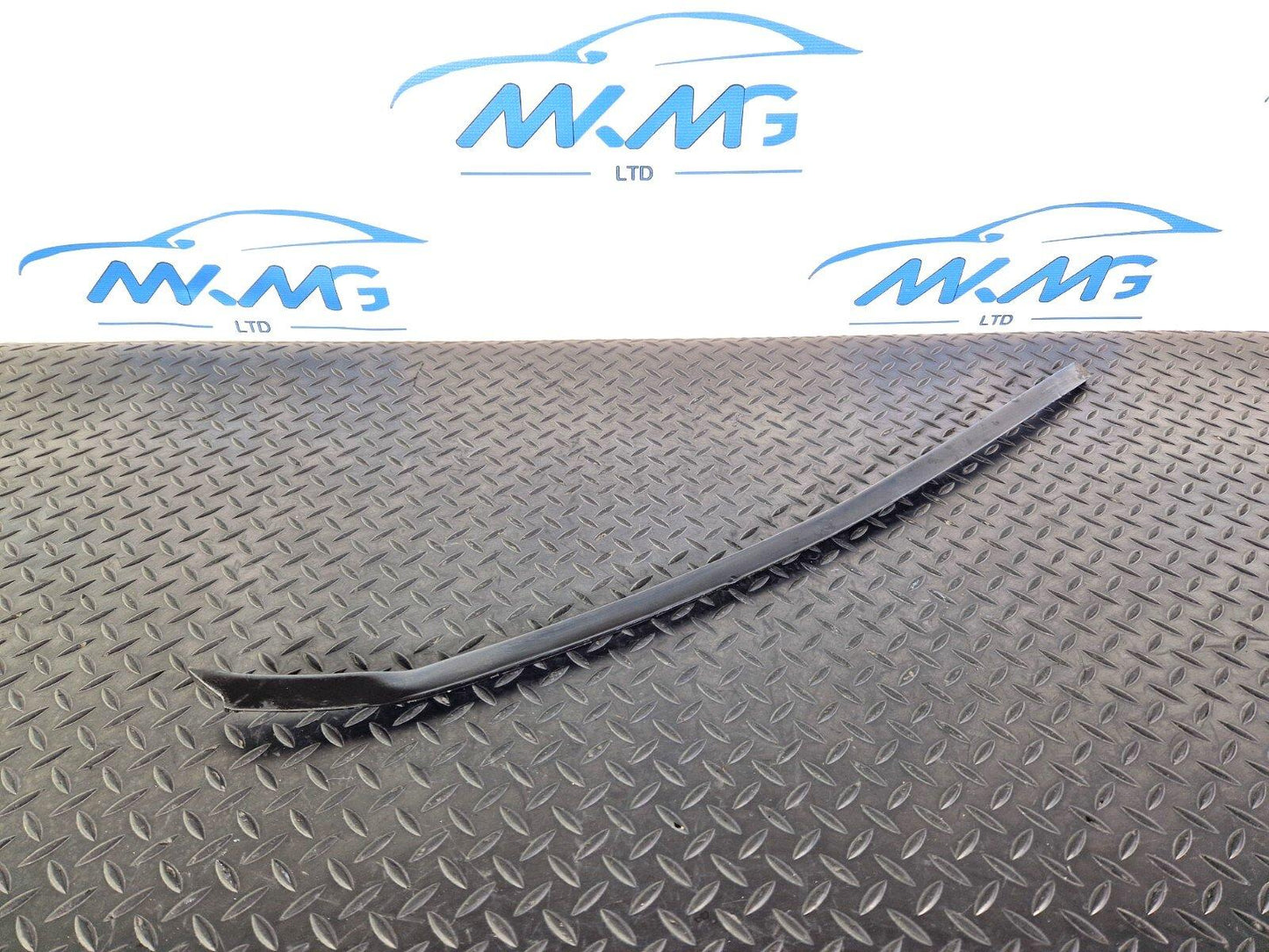 10-15 AUDI Q7 4L GENUINE OEM WINDSCREEN SIDE TRIM 4L0854327