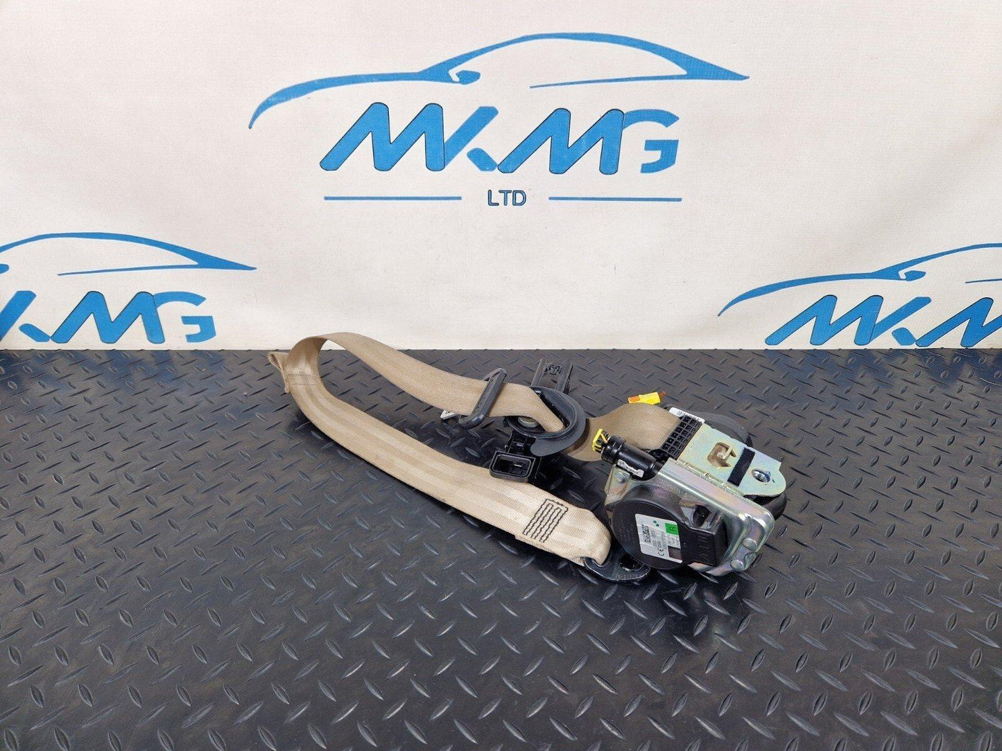 16-24 AUDI A5 F5 COUPE FRONT RIGHT DRIVER SIDE SEAT BELT 8W6857706