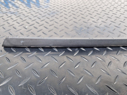 16-23 AUDI A5 SPORTBACK FRONT RIGHT WINDSHIELD WATER DEFLECTOR STRIP 8W6854328B