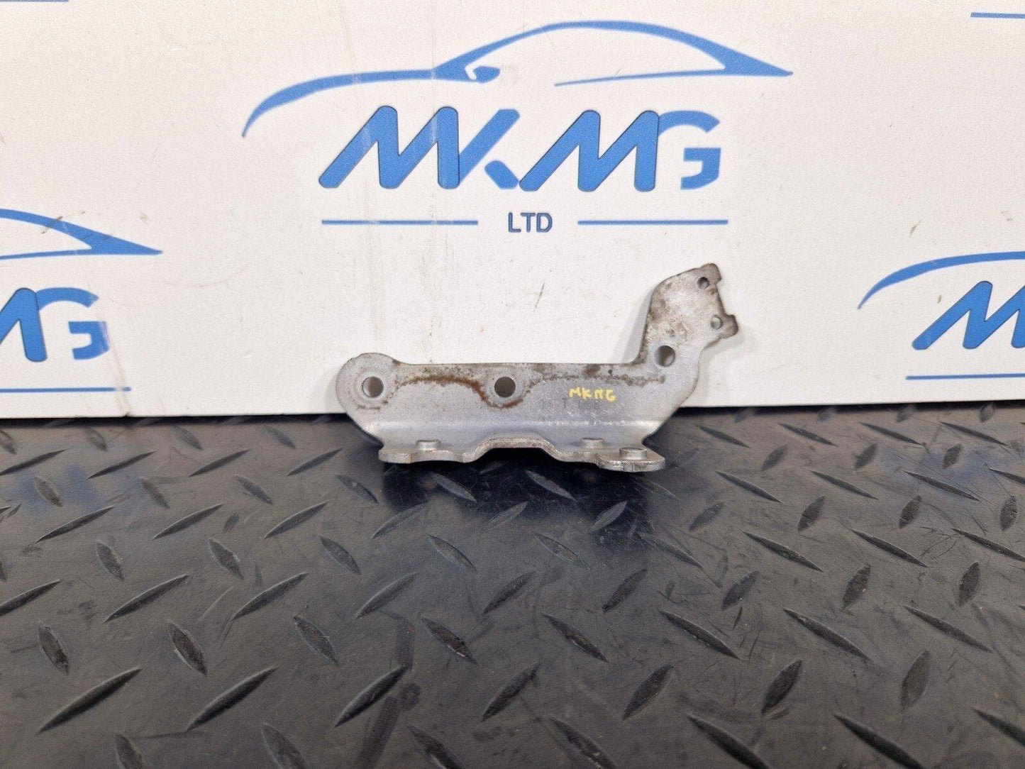 14-21 MERCEDES-BENZ C-CLASS C250D W205 GENUINE MOUNT A6510942227