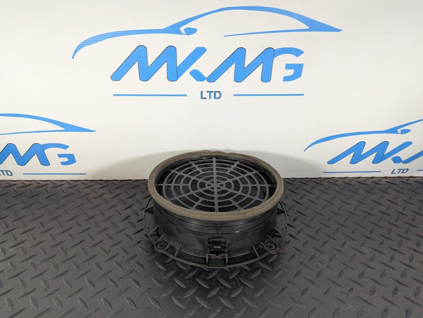 10-17 AUDI A8 4H  LEFT OR RIGHT FRONT DOOR SPEAKER 4H0035415