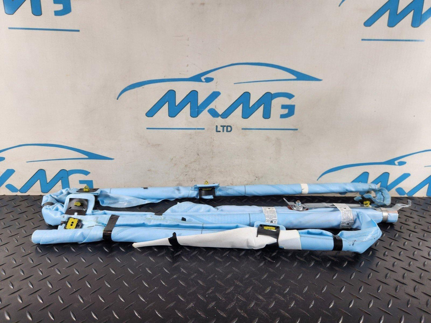 19-ON MERCEDES BENZ B CLASS W247 OEM LEFT SIDE CURTAIN AIRBAG A2478602402