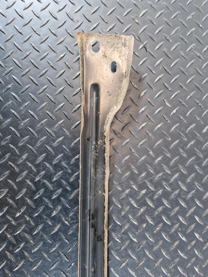 Land Rover Range Rover Evoque L538 LOWER RADIATOR SUPPORT BRACKET 6G9N-R10684C