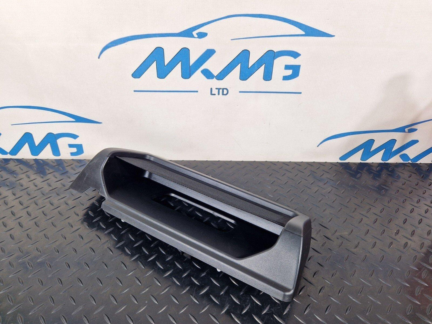 BMW 2 SERIES GRAN TOURER F45 F46 LEFT MIDDLE SEAT STORAGE POCKET TRAY 7360295
