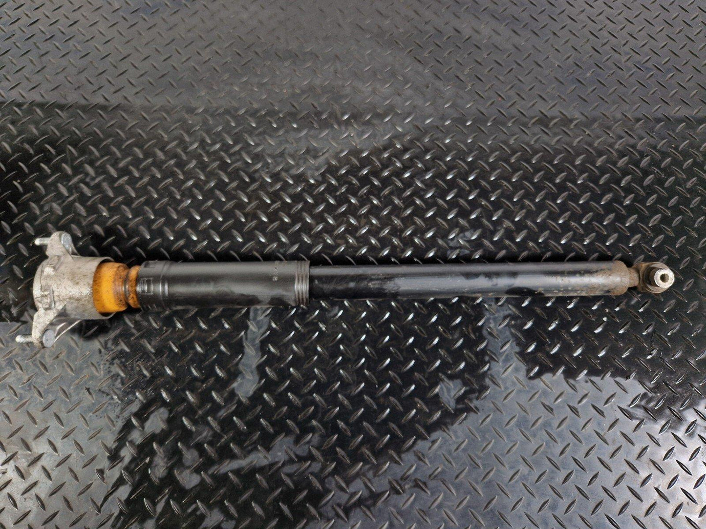 14-20 MERCEDES E C A GLA X156 W212 W204 W176 REAR SHOCK ABSORBER A2043260598