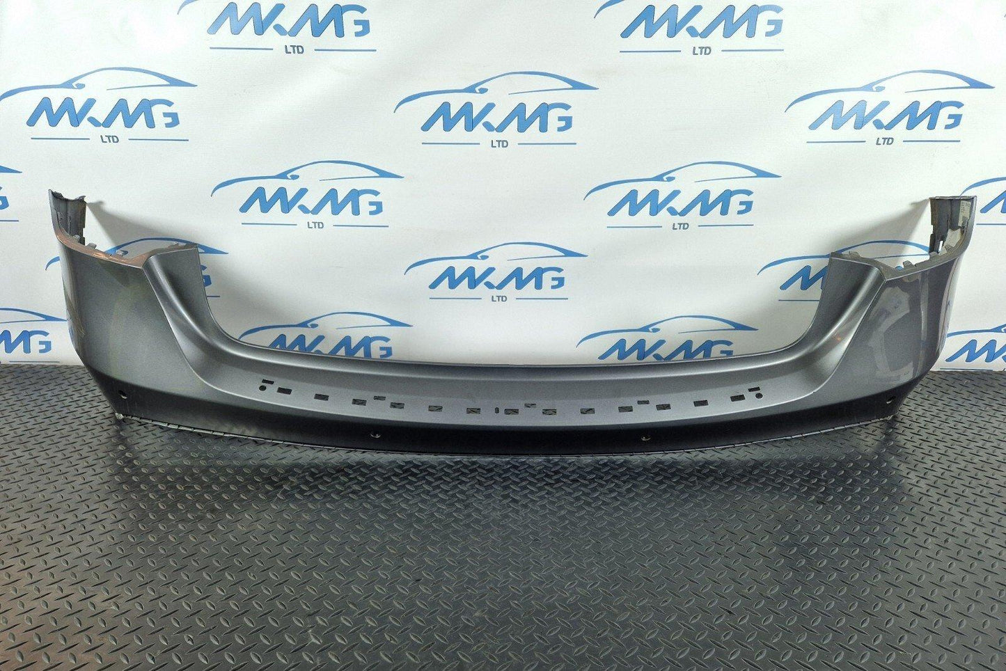 14-20 MERCEDES BENZ GLA 200 X156 GENUINE REAR BUMPER IN GREY 787 A1568850125