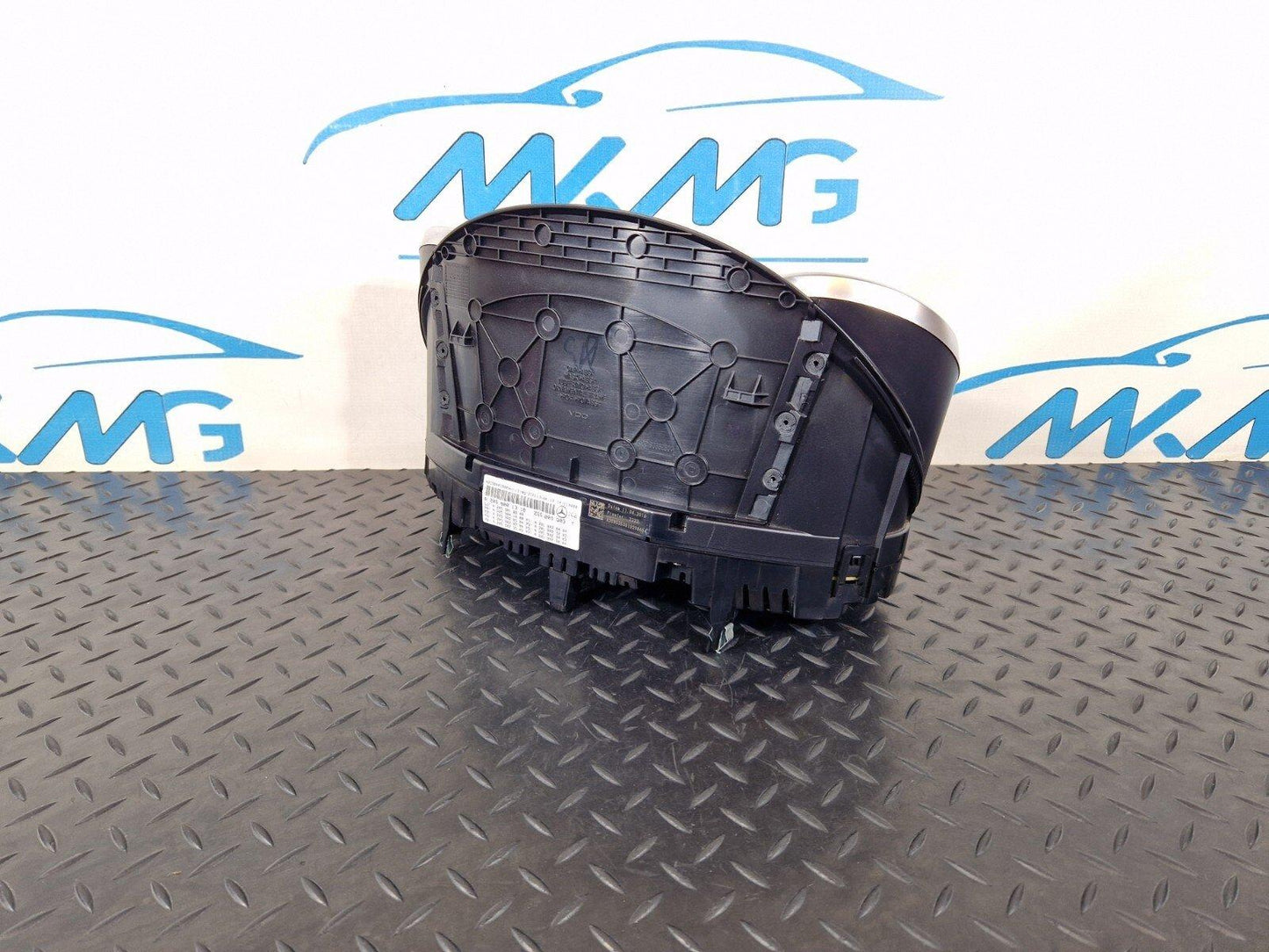 14-21 MERCEDES BENZ W205 INSTRUMENT CLUSTER SPEEDOMETER A2059001318