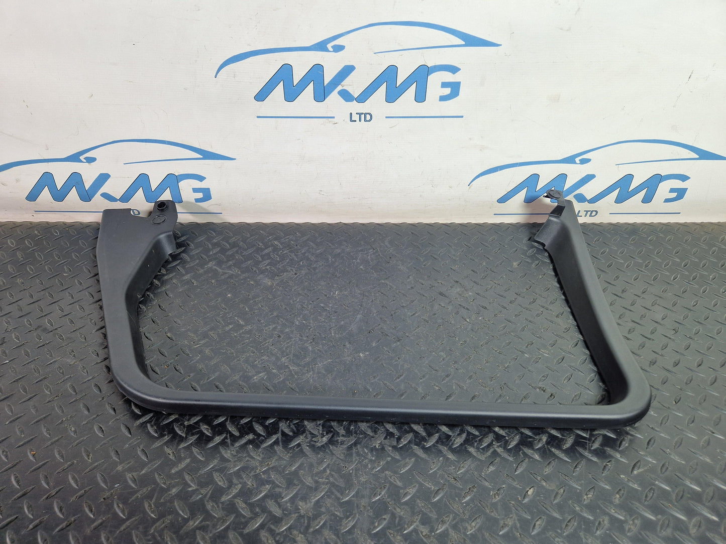 Land Rover Range Rover Evoque L538 genuine rear right window trim BJ3225514A
