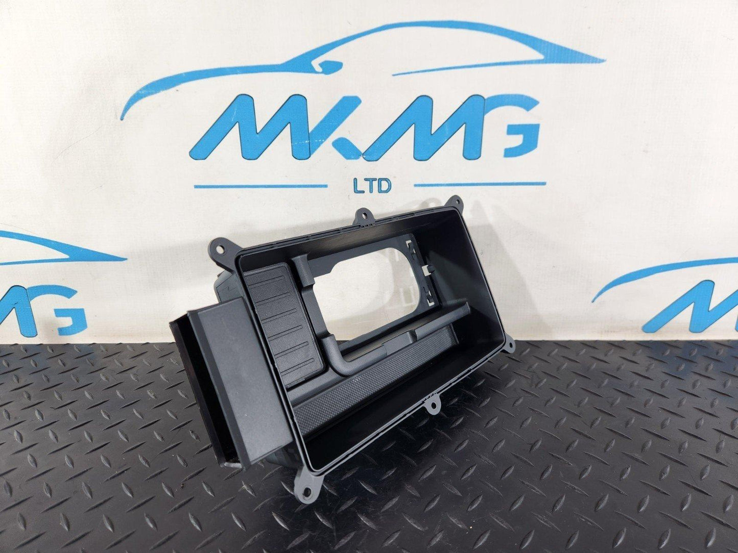 16-19 AUDI A4 B9 CENTRE CONSOLE STORAGE COMPARTMENT TRIM 8W0864981D