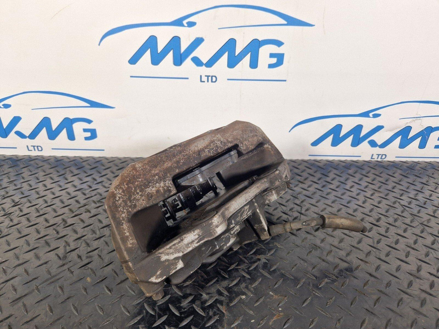 14-21 MERCEDES BENZ C300h W205 FRONT RIGHT DRIVER SIDE BRAKE CALIPER