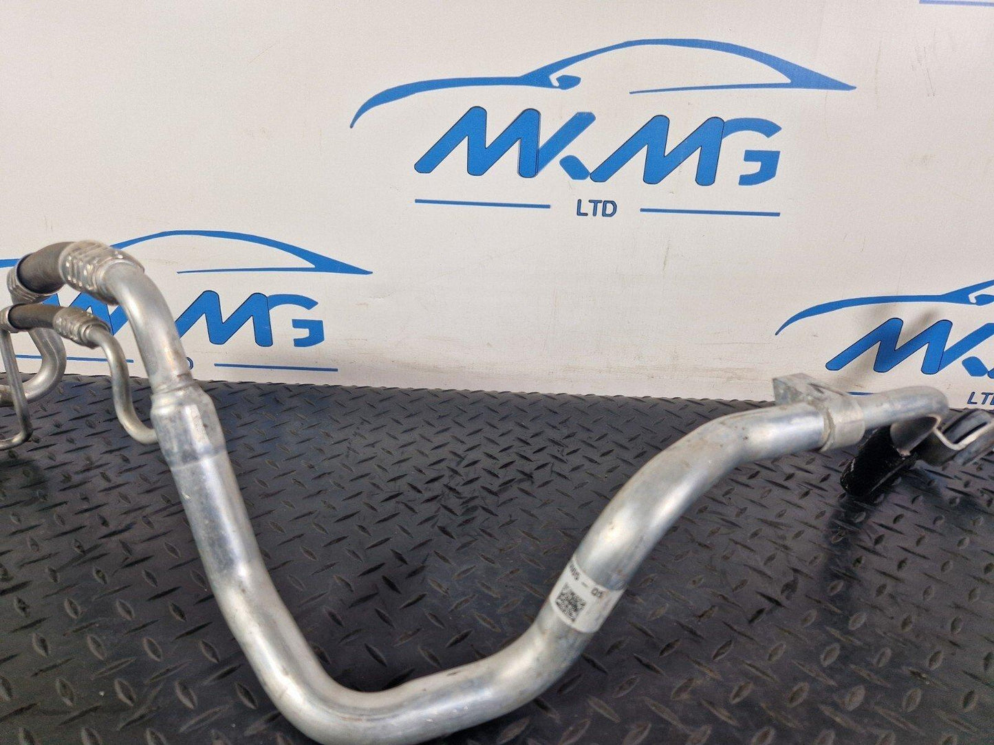 18-ON MERCEDES BENZ A CLASS W177 AC AIR CONDITIONING PIPE A1778305201