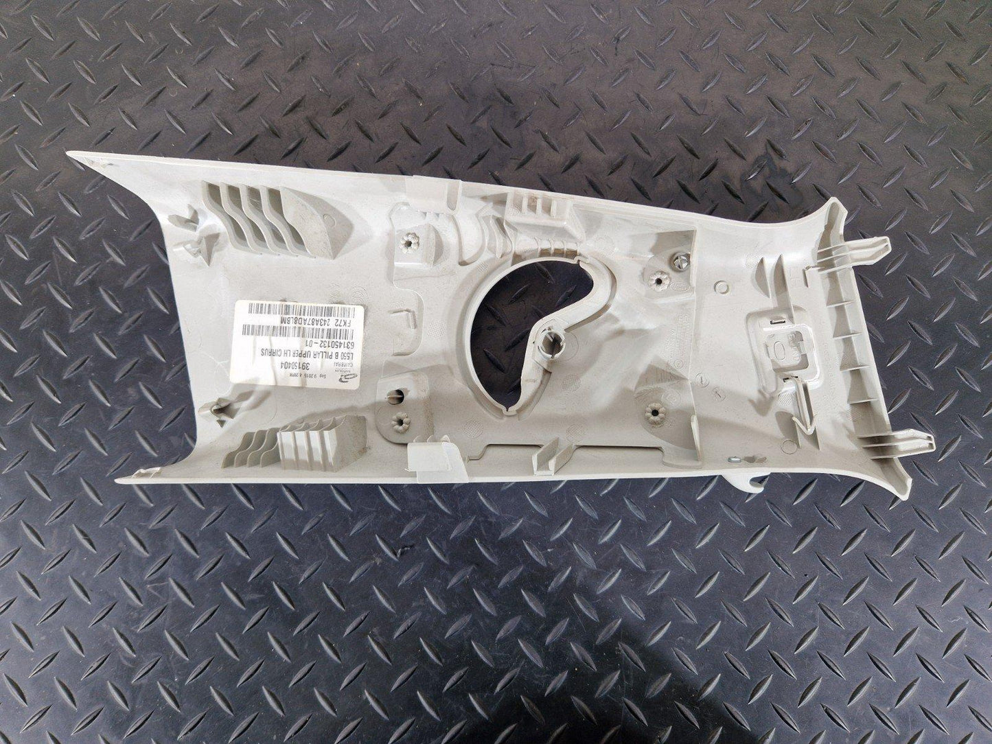 14-19 LAND ROVER L550 DISCOVERY SPORT LEFT SIDE B PILLAR TRIM FK72243A87AE8LBM