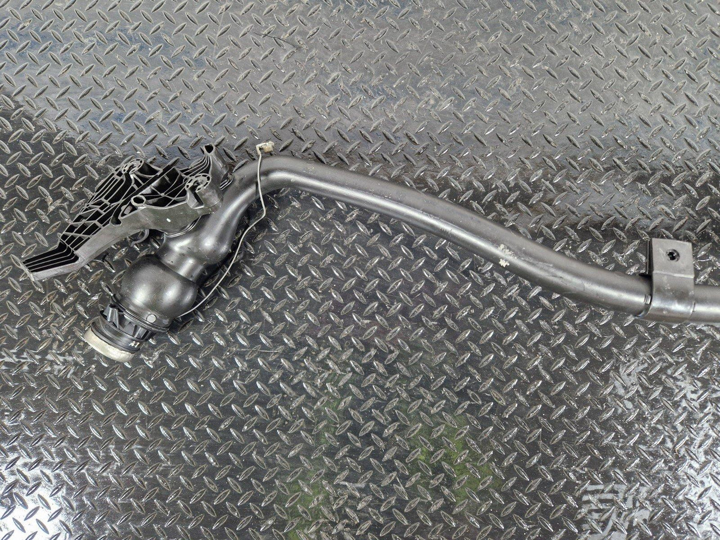 Mercedes-Benz    Unknown A1664710023
