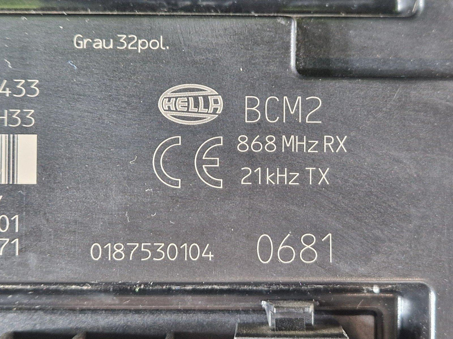 10-18 VW TOUAREG 7P 3.0 DIESEL COMFORT CONTROL MODULE 4H0907064CL