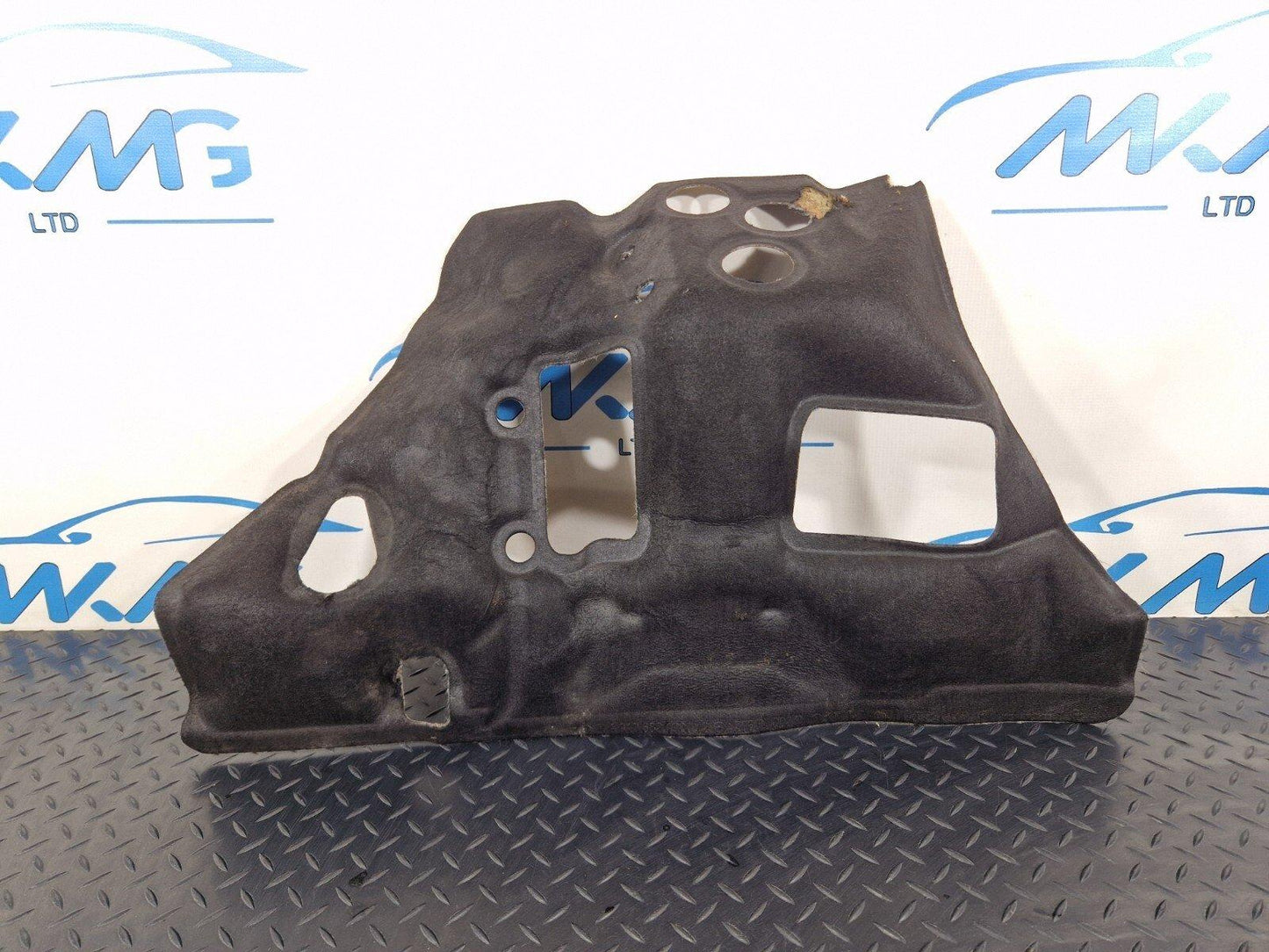 MERCEDES BENZ SPRINTER W907 W910 FRONT RIGHT ENGINE COVER A9106821900