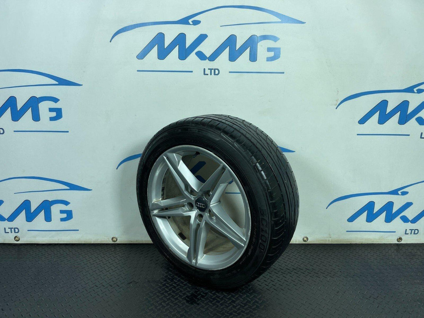 AUDI A5 S-LINE 18" OEM ALLOY WHEEL 8W0601025DE 8.5JX18 ET29 WITH TYRE 235/50/18