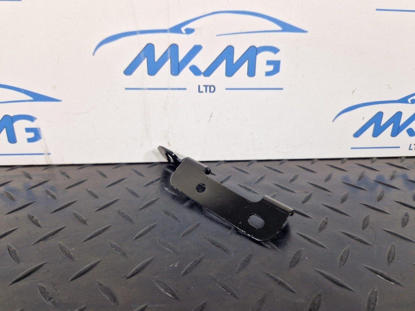 16-24 AUDI A5 F5 COUPE OEM REDUCTION AGENT BRACKET 8W0131561A