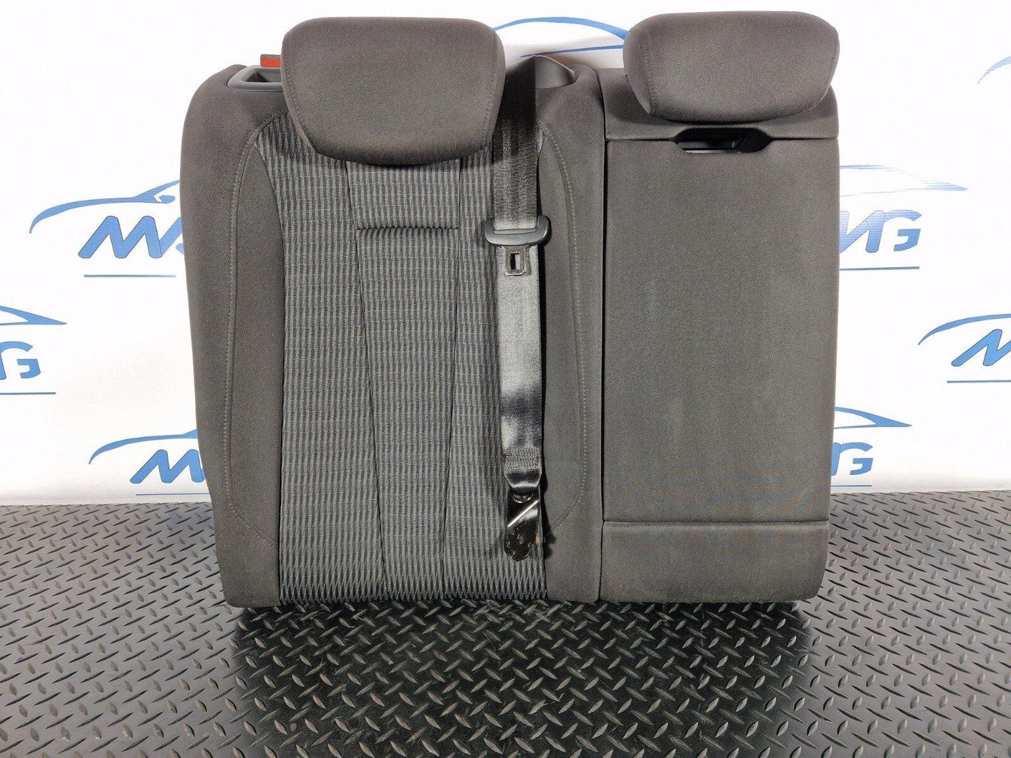 16-19 AUDI A4 B9 REAR RIGHT O/S DRIVER SIDE CLOTH SEAT BACKREST & ARMEST
