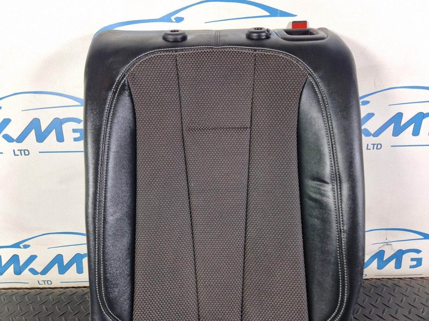 16-19 AUDI A4 AVANT B9 S-LINE REAR N/S HALF BLACK LEATHER  BACKREST